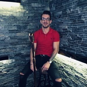 Meet your Posher, Jasmin